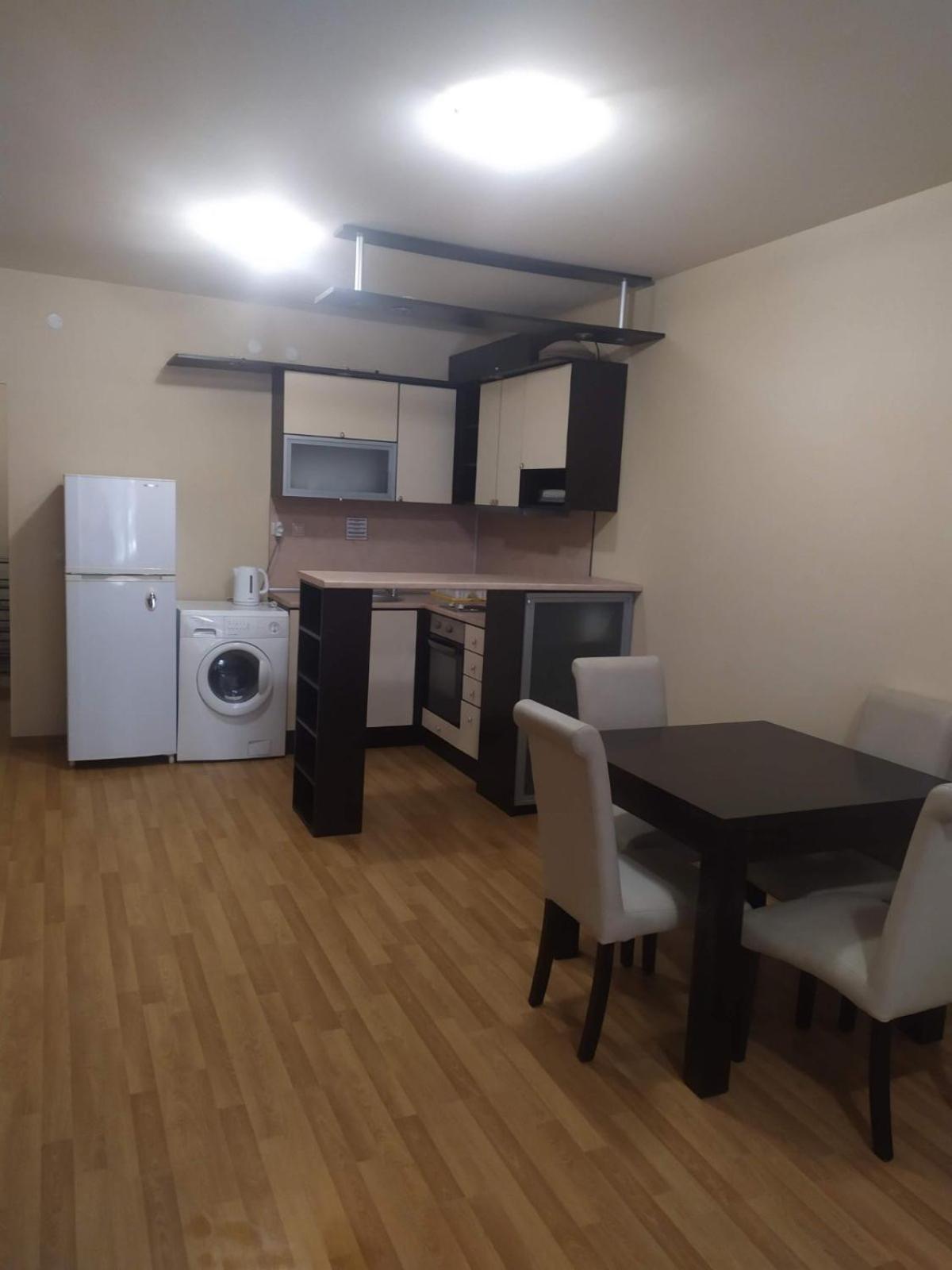 Golden Sands Rentals Apartments ภายนอก รูปภาพ