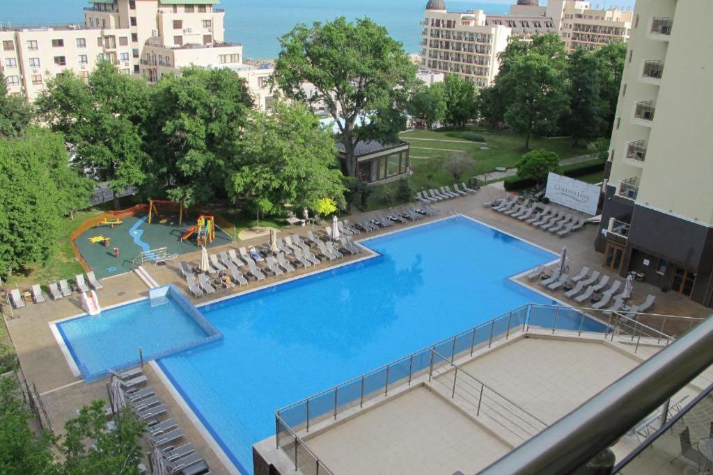Golden Sands Rentals Apartments ภายนอก รูปภาพ