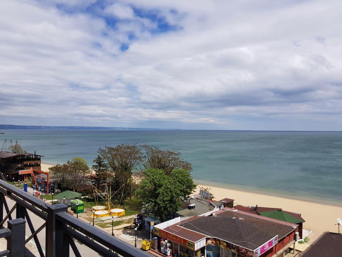 Golden Sands Rentals Apartments ภายนอก รูปภาพ