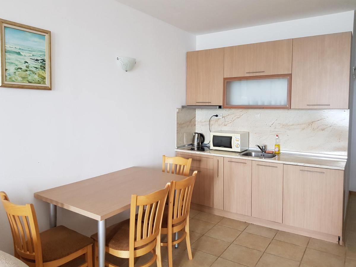 Golden Sands Rentals Apartments ภายนอก รูปภาพ