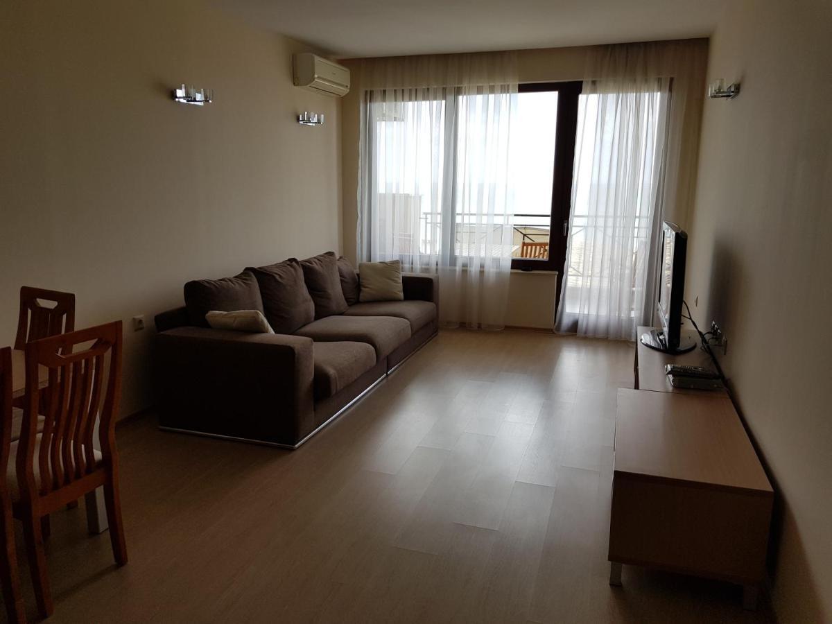 Golden Sands Rentals Apartments ภายนอก รูปภาพ